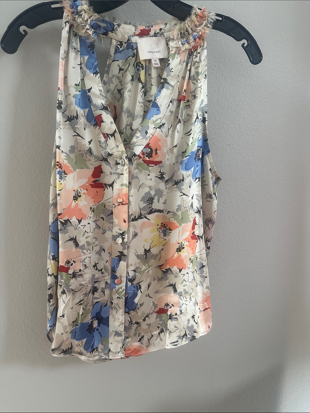 cinq à sept Floral Sleeveless Button Front Top in Cream, Pink, Blue